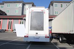 福田 欧马可5系中卡 170马力 4X2 6.2米厢式载货车(LED宣传车)(BJ5129XXC-FB)