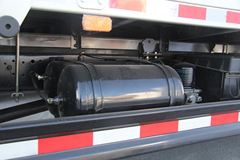 福田 奥铃TX中卡 140马力 5.2米载货车(BJ1099VEPFD-2)