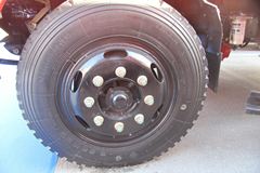 福田 欧马可5系中卡 170马力 4X2 6.2米厢式载货车(BJ5139XXY-F2)