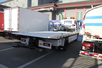 福田欧马可底盘&nbsp;清障车外观图片