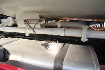 欧马可3系&nbsp;洒水车/喷洒车底盘图片