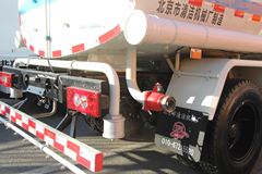 福田 欧马可3系 156马力 4X2 洒水车(亚洁牌)(BQJ5121GSSB)