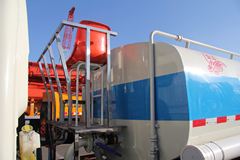 福田 欧马可3系 156马力 4X2 洒水车(亚洁牌)(BQJ5121GSSB)