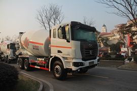 联合U系&nbsp;混凝土搅拌车外观                                                图片