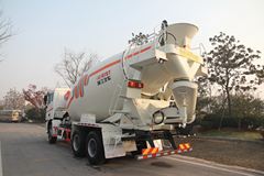 联合卡车U336 336马力 6X4 混凝土搅拌车(SQR5250GJBD6T4-1) 联合卡车U336 336马力 6X4 混凝土搅拌车(SQR5250GJBD6T4-1)