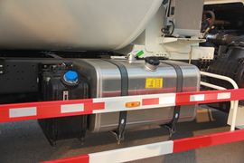 联合U系&nbsp;混凝土搅拌车底盘                                                图片