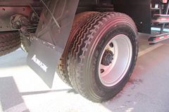 福田 欧马可5系中卡 170马力 4X2 6.75米仓栅式载货车(BJ5139CCY-F1)