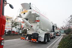 联合卡车U380 380马力 8X4 混凝土搅拌车(SQR5311GJBD6T6-1)