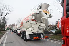 联合卡车U380 380马力 8X4 混凝土搅拌车(SQR5311GJBD6T6-1)