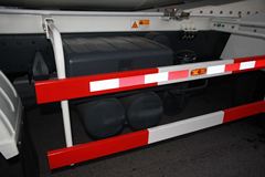 联合卡车U380 380马力 8X4 混凝土搅拌车(SQR5311GJBD6T6-1)