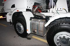 联合卡车U380 380马力 8X4 混凝土搅拌车(SQR5311GJBD6T6-1)