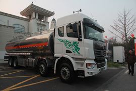 联合卡车底盘&nbsp;油罐车外观图片