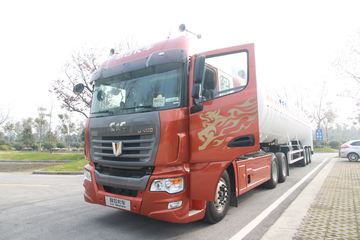 联合卡车底盘&nbsp;液体运输车外观图片