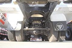 雷萨 L8系列 340马力 6X4 混凝土搅拌车