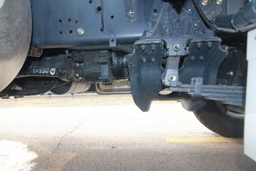 ���Ͽ��� U340 340���� 6X4 5.6��LNG��ж��(SQR3252N6T4)ͼƬ