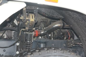 ���Ͽ��� U340 340���� 6X4 5.6��LNG��ж��(SQR3252N6T4)ͼƬ