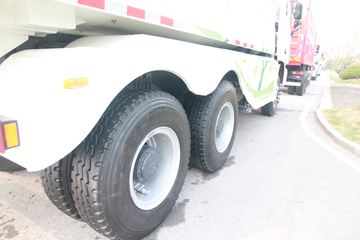 ���Ͽ��� U340 340���� 6X4 5.6��LNG��ж��(SQR3252N6T4)ͼƬ