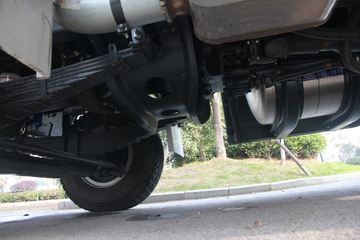 ���Ͽ��� U340 340���� 6X4 5.6��LNG��ж��(SQR3252N6T4)ͼƬ