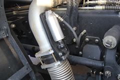 福田 欧曼336马力 8X4 粉粒物料车(HFV5311GFLBJ4)