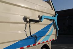 福田 雷萨 156马力 4X2 垃圾车(HFV5130ZLJBJ4)