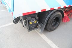雷萨 141马力 4X2 扫路车(HFV5060TSLBJ4)