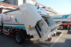 时代 金刚 129马力 4X2 垃圾车(6P78BJ4102S0(LB))