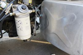 福田欧曼底盘&nbsp;垃圾运输车底盘图片