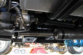 福田欧曼底盘&nbsp;垃圾运输车底盘图片