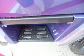 金刚&nbsp;自卸车外观                                                图片