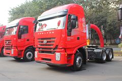 上汽红岩 杰狮重卡 480马力 6X4牵引车(CQ4255HXG334) 上汽红岩 杰狮重卡 480马力 6X4牵引车(CQ4255HXG334)