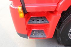 上汽红岩 杰狮重卡 480马力 6X4牵引车(CQ4255HXG334) 上汽红岩 杰狮重卡 480马力 6X4牵引车(CQ4255HXG334)