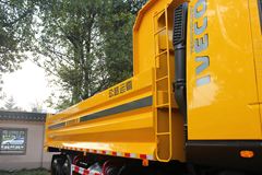 红岩 新金刚重卡 290马力 8X4 7.4米自卸车(CQ3314HMG366)