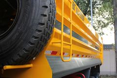红岩 新金刚重卡 340马力 6X4 5.6米自卸车(CQ3254HTG384A)