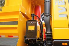 红岩 新金刚重卡 340马力 6X4 5.6米自卸车(CQ3254HTG384A)