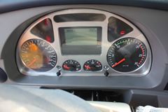 上汽红岩 杰狮重卡 350马力 6X4 5.6米自卸车(CQ3255HTG384)