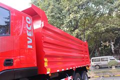 上汽红岩 杰狮重卡 350马力 6X4 5.6米自卸车(CQ3255HTG384)