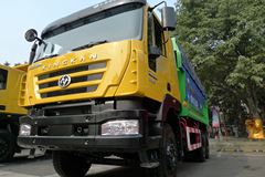 上汽红岩 新金刚 336马力 6X4 垃圾车(CQ3255HTG404)