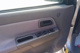 御骏&nbsp;皮卡驾驶室                                               图片