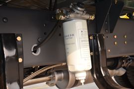 神力L4&nbsp;牵引车底盘                                                图片