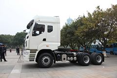 东风柳汽 乘龙M7C重卡 400马力 6X4牵引车(康明斯)(LZ4251QDCA) 东风柳汽 乘龙M7C重卡 400马力 6X4牵引车(康明斯)(LZ4251QDCA)