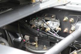 乘龙M7&nbsp;牵引车底盘                                                图片