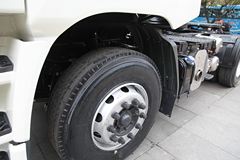 东风柳汽 乘龙M7C重卡 400马力 6X4牵引车(康明斯)(LZ4251QDCA) 东风柳汽 乘龙M7C重卡 400马力 6X4牵引车(康明斯)(LZ4251QDCA)