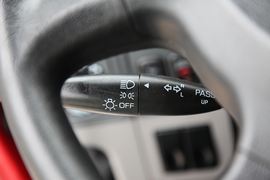 乘龙M3&nbsp;自卸车驾驶室                                               图片