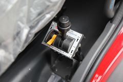 东风柳汽 乘龙 130马力 4X2 4.2米自卸车(LZ3121M3AA)