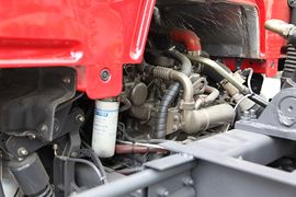 乘龙M3&nbsp;自卸车底盘                                                图片