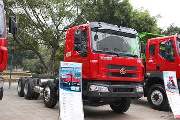 东风柳汽 乘龙 270马力 8X4 6.8米自卸车底盘(LZ3310M3FA)