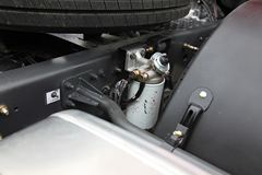 东风柳汽 乘龙M5重卡 350马力 6X2牵引车(东康发动机)(LZ4241QCAA)