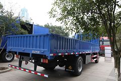 东风柳汽 乘龙M3中卡 160马力 4X2 6.75米栏板排半载货车(LZ1160RAPA)