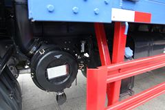 东风柳汽 乘龙M3中卡 160马力 4X2 6.75米栏板排半载货车(LZ1160RAPA)