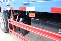 东风柳汽 乘龙M3中卡 160马力 4X2 6.75米栏板排半载货车(LZ1160RAPA)